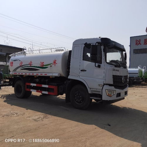 東風(fēng)十噸多功能灑水車 大型環(huán)衛(wèi)重器，護(hù)航綠色征程